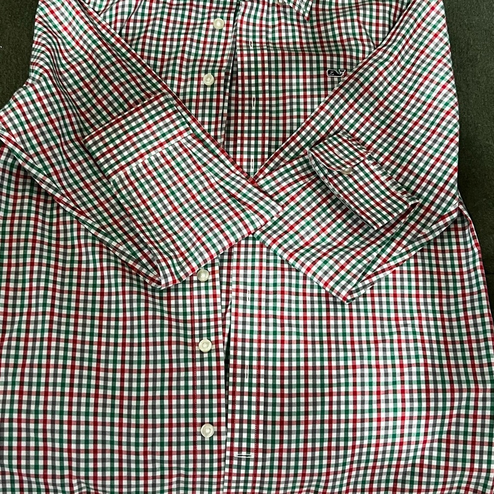 Vineyard Vines Red and Green Button Down Shirt - brand new without tags
